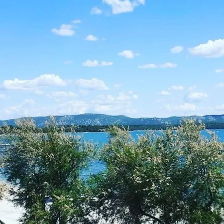 Apartman Strandappartement Ana Mit Meerblick- Garten- Grillplatz By Interhome Murter