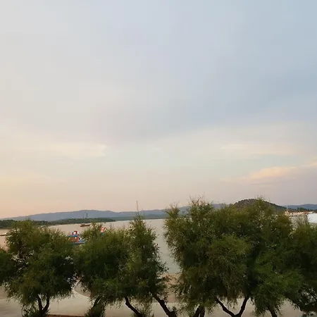 Strandappartement Ana Mit Meerblick- Garten- Grillplatz By Interhome Murter