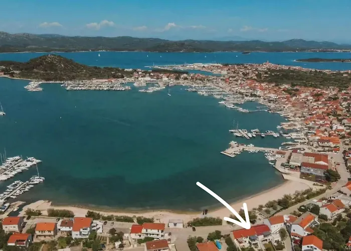 Strandappartement Ana Mit Meerblick- Garten- Grillplatz By Interhome * Murter