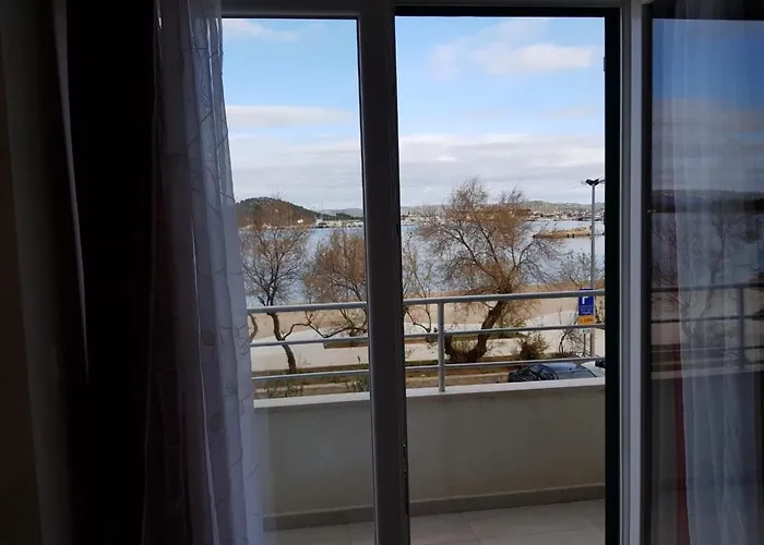 Strandappartement Ana Mit Meerblick- Garten- Grillplatz By Interhome Murter